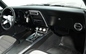 Chevrolet-Camaro-1967-Coupe-37