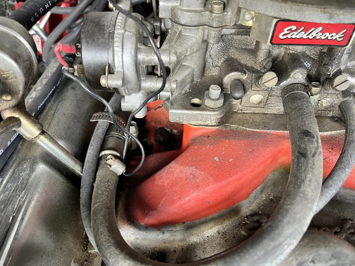 Chevrolet-Camaro-1967-Ermine-White-Bright-Blue-6