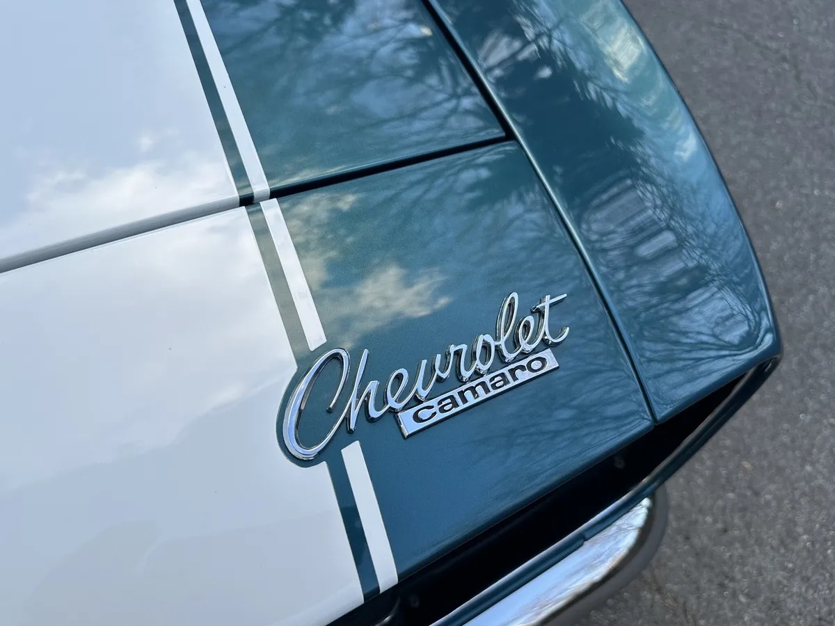 Chevrolet-Camaro-1967-Tahoe-Turquoise-Black-12