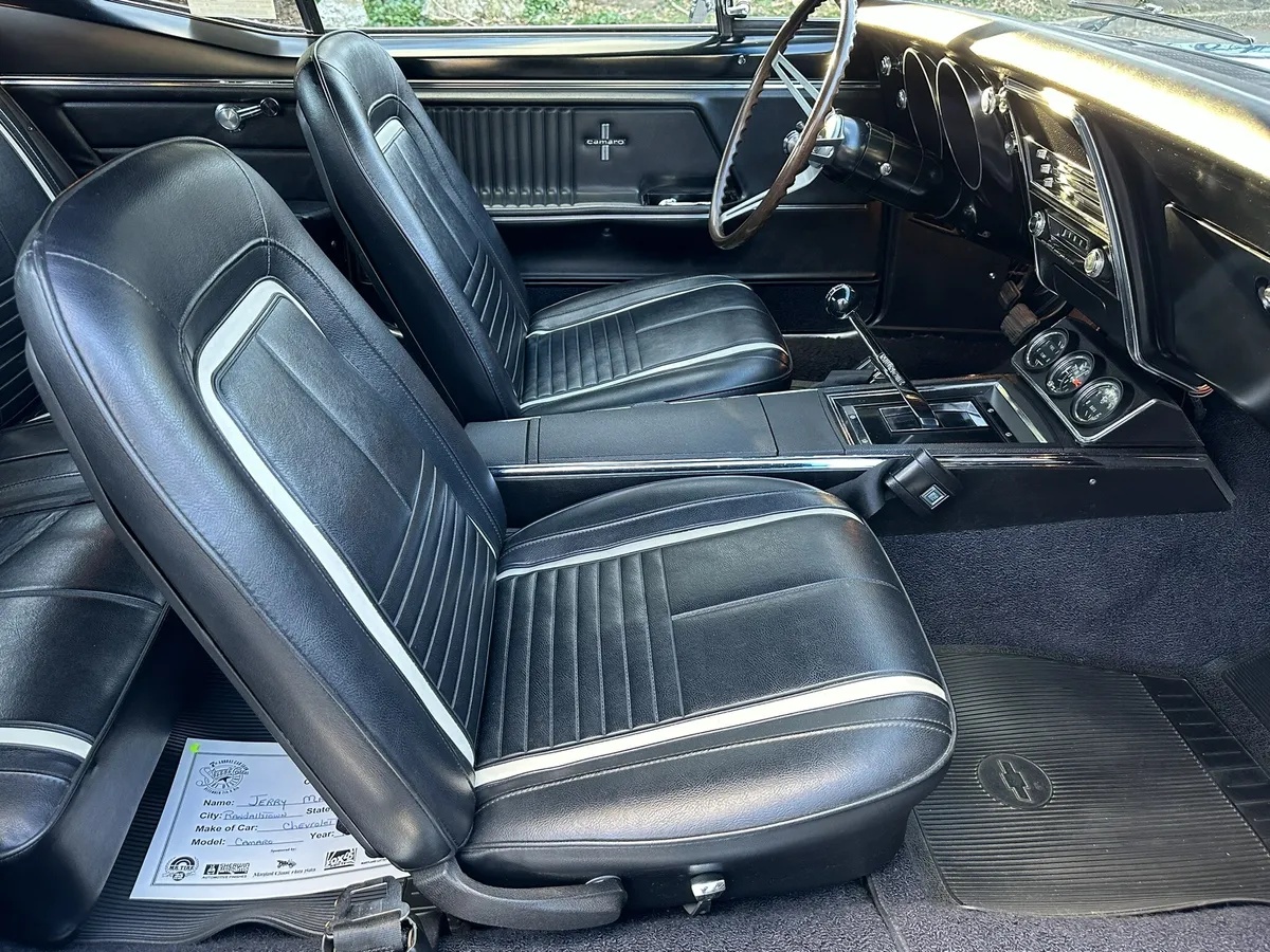 Chevrolet-Camaro-1967-Tahoe-Turquoise-Black-13