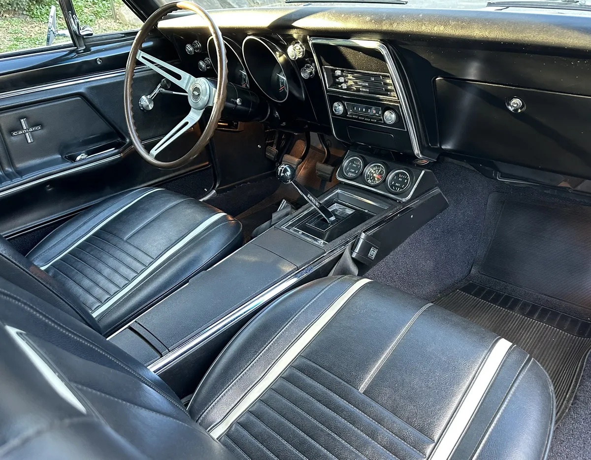 Chevrolet-Camaro-1967-Tahoe-Turquoise-Black-14