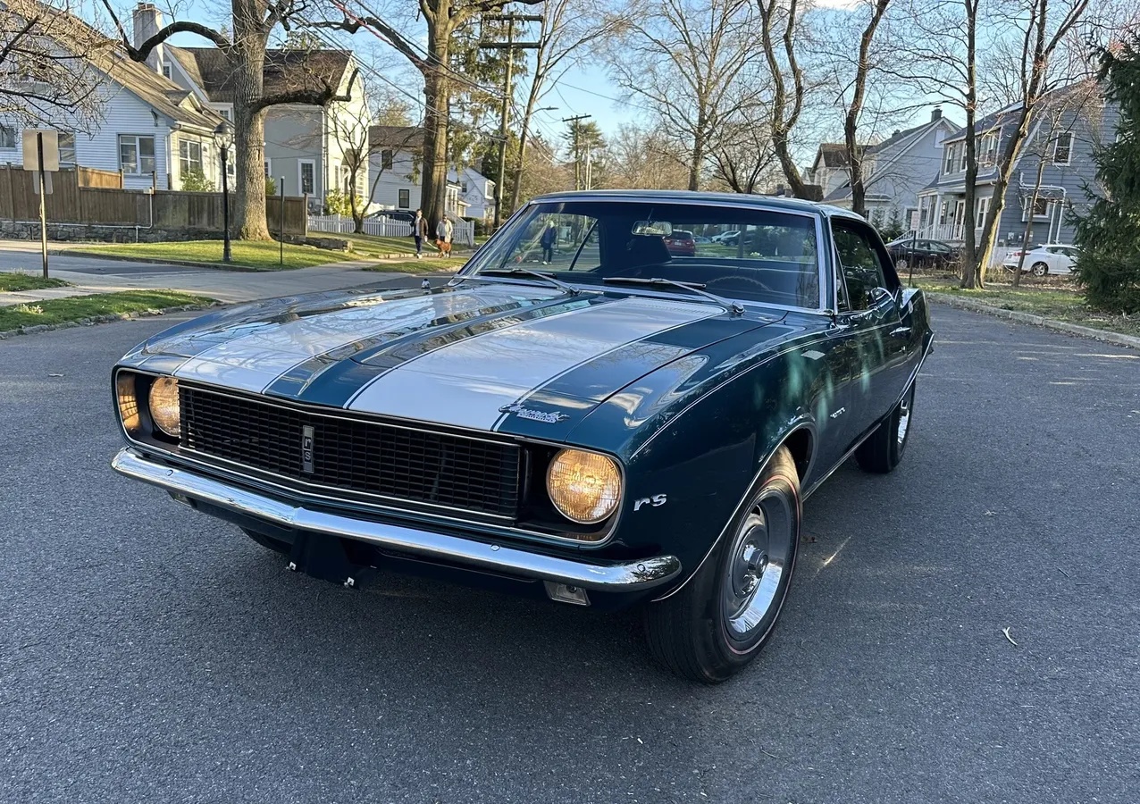 Chevrolet-Camaro-1967-Tahoe-Turquoise-Black-5