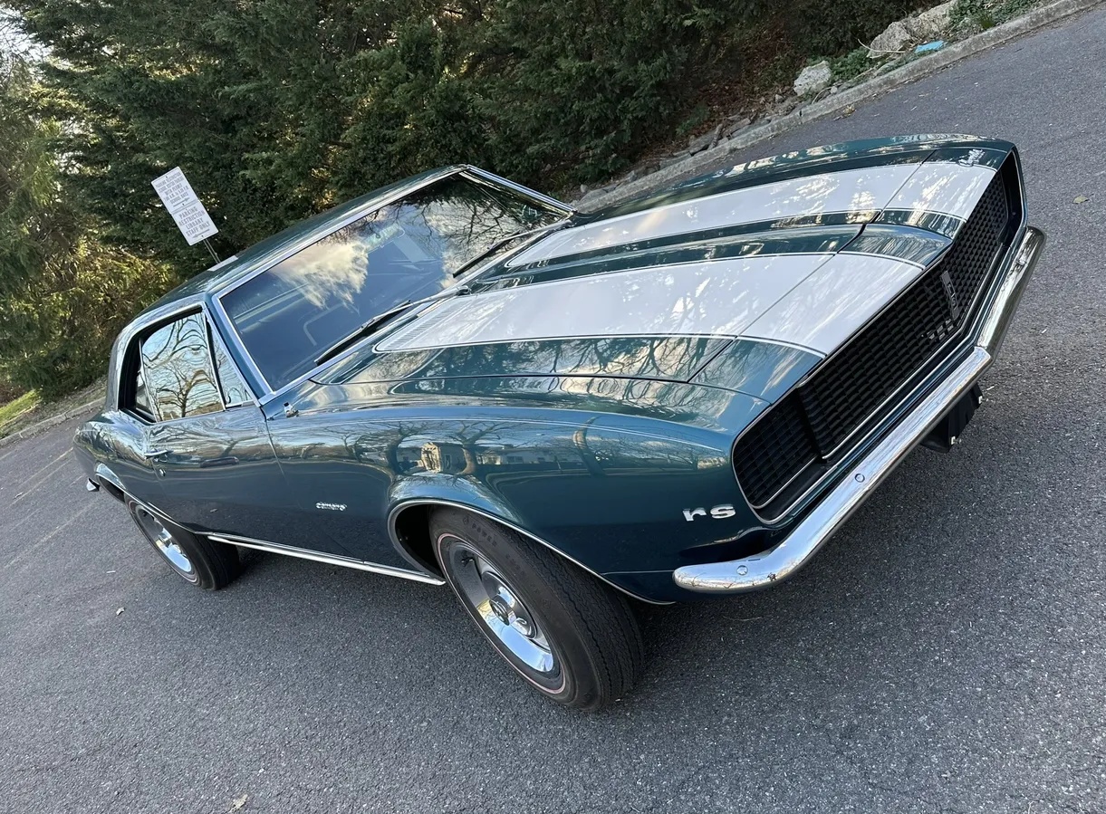 Chevrolet-Camaro-1967-Tahoe-Turquoise-Black-8
