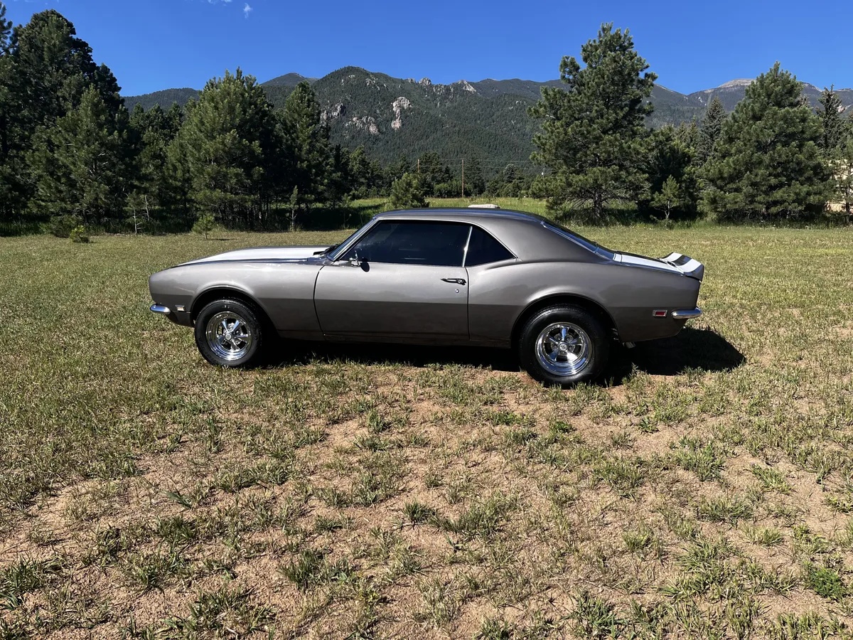 Chevrolet-Camaro-1968-18