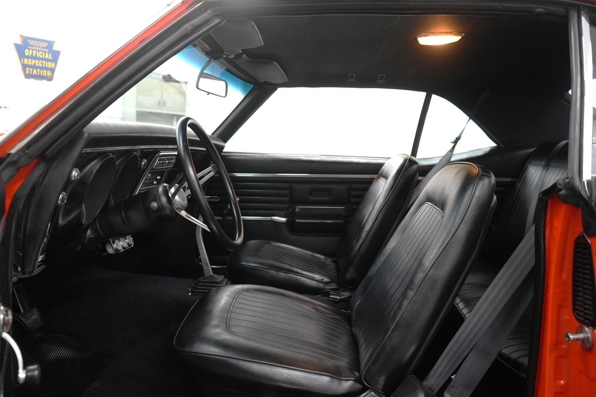 Chevrolet-Camaro-1968-36