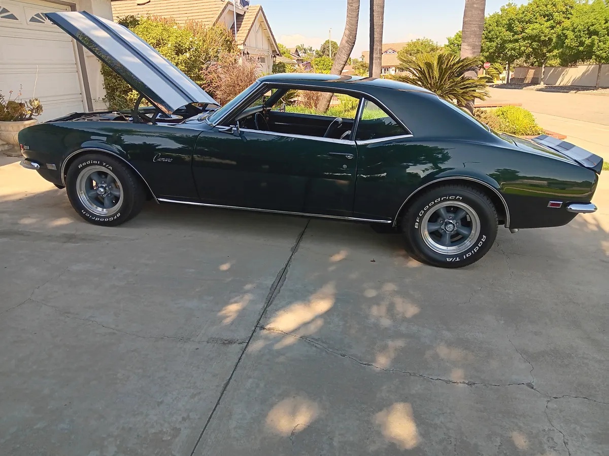 Chevrolet-Camaro-1968-British-Green-Black-2