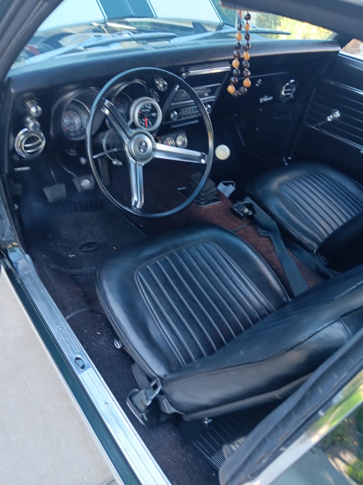 Chevrolet-Camaro-1968-British-Green-Black-3