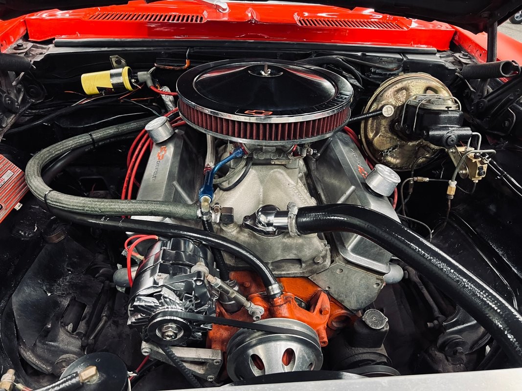 Chevrolet-Camaro-1968-Coupe-11