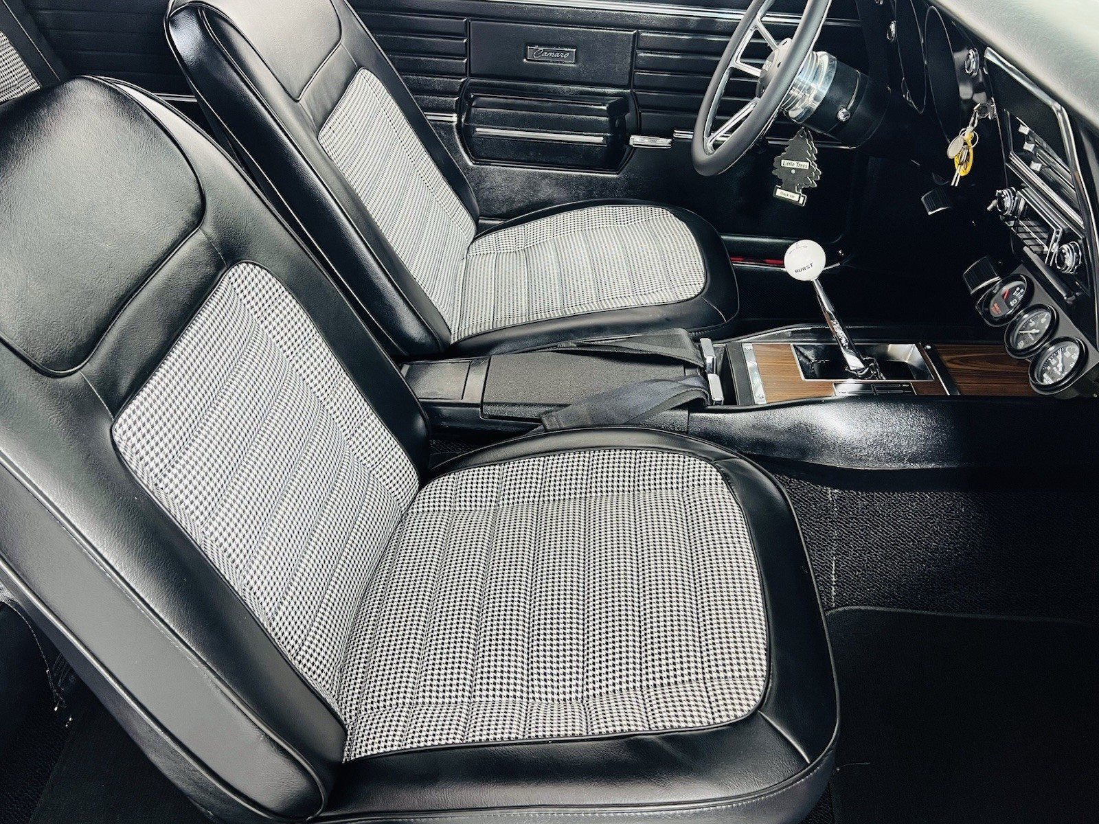 Chevrolet-Camaro-1968-Coupe-18