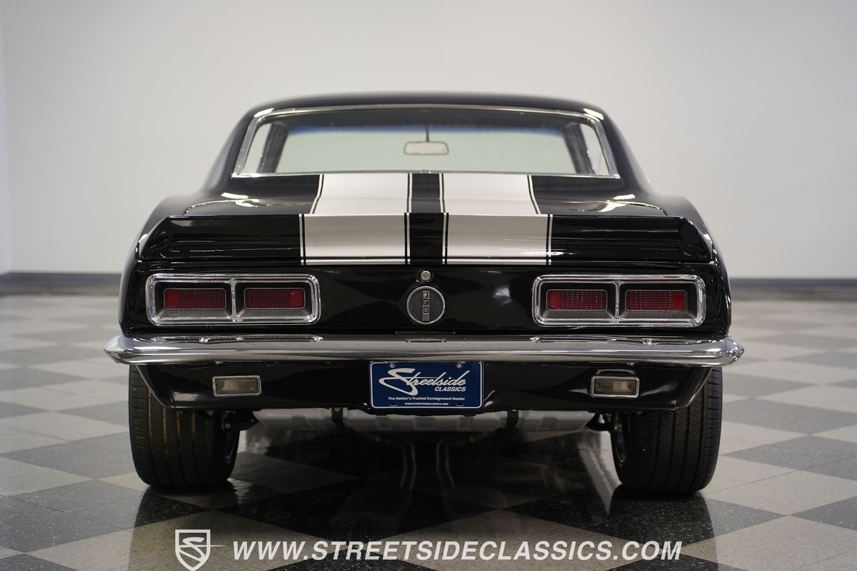 Chevrolet-Camaro-1968-Coupe-25