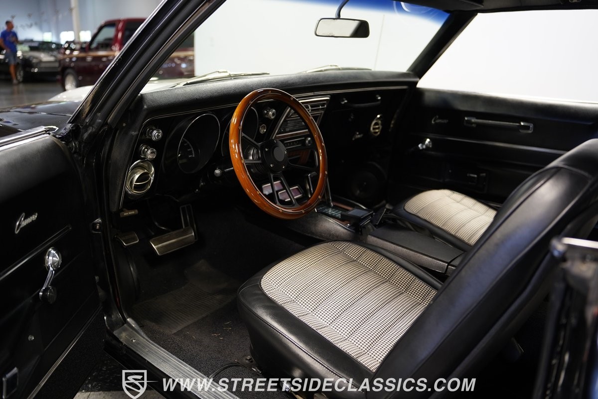 Chevrolet-Camaro-1968-Coupe-4