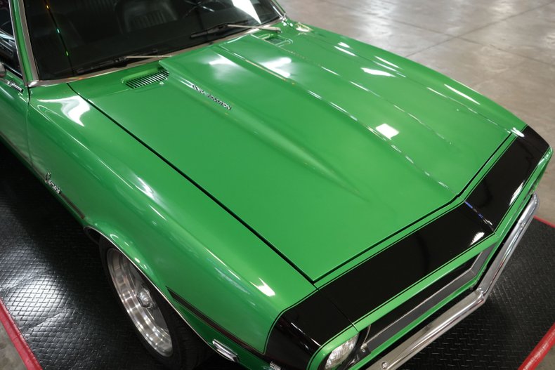 Chevrolet-Camaro-1968-Green-Black-1