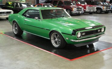 Chevrolet-Camaro-1968-Green-Black-11