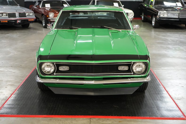 Chevrolet-Camaro-1968-Green-Black-12
