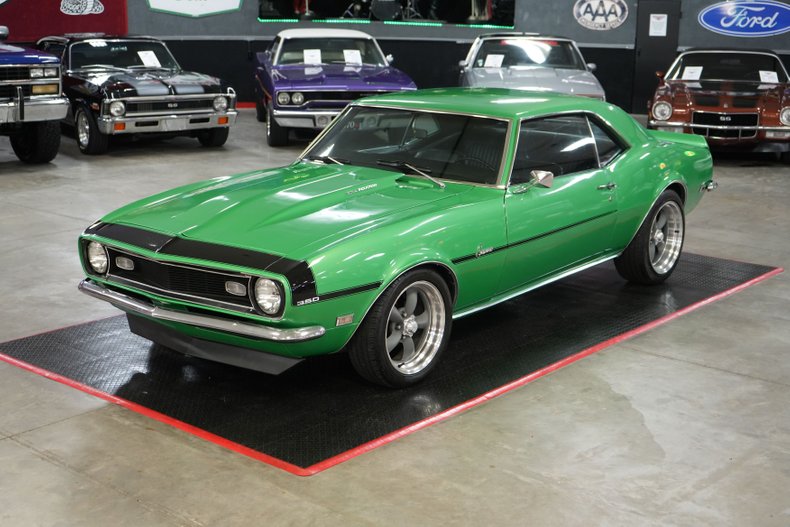 Chevrolet-Camaro-1968-Green-Black-15