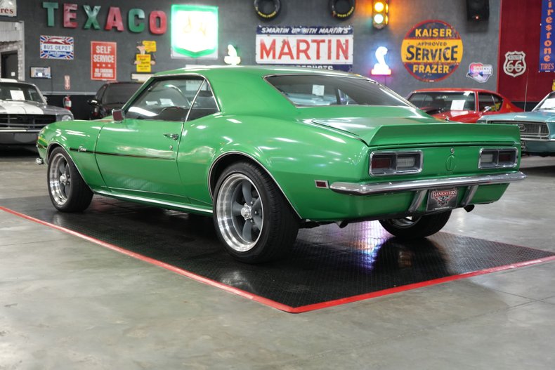 Chevrolet-Camaro-1968-Green-Black-23