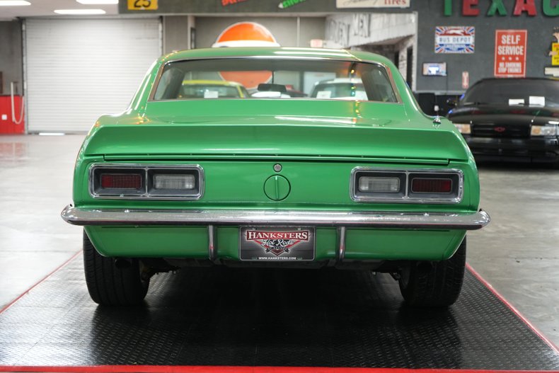 Chevrolet-Camaro-1968-Green-Black-24