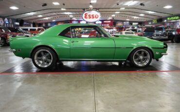 Chevrolet-Camaro-1968-Green-Black-26