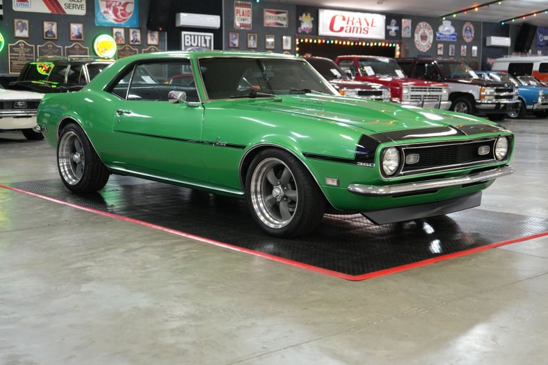 Chevrolet-Camaro-1968-Green-Black-27
