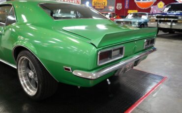 Chevrolet-Camaro-1968-Green-Black-43