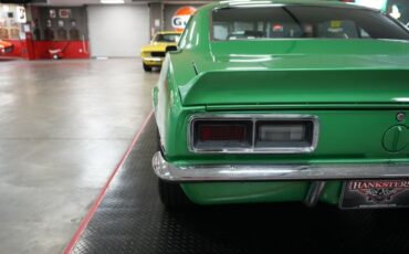 Chevrolet-Camaro-1968-Green-Black-44