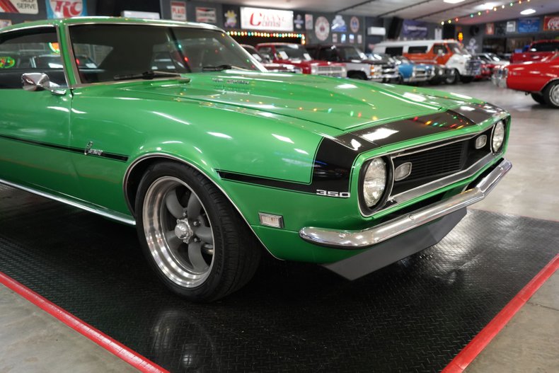 Chevrolet-Camaro-1968-Green-Black-49