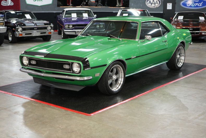 Chevrolet-Camaro-1968-Green-Black-5