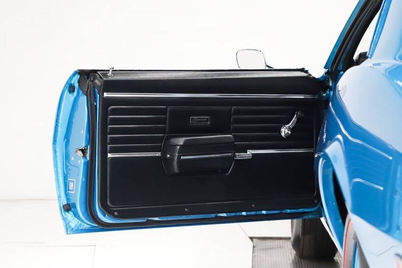 Chevrolet-Camaro-1968-Lemans-Blue-Black-10