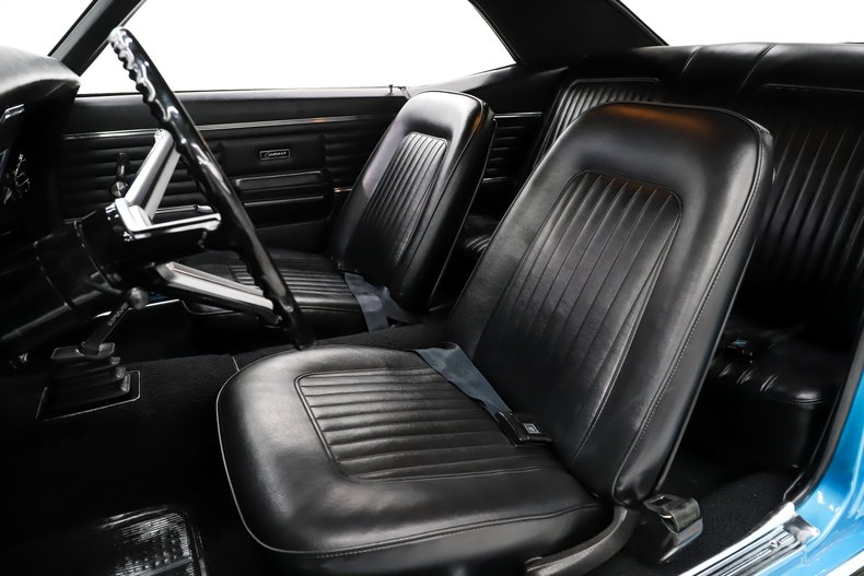Chevrolet-Camaro-1968-Lemans-Blue-Black-15