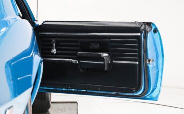 Chevrolet-Camaro-1968-Lemans-Blue-Black-31