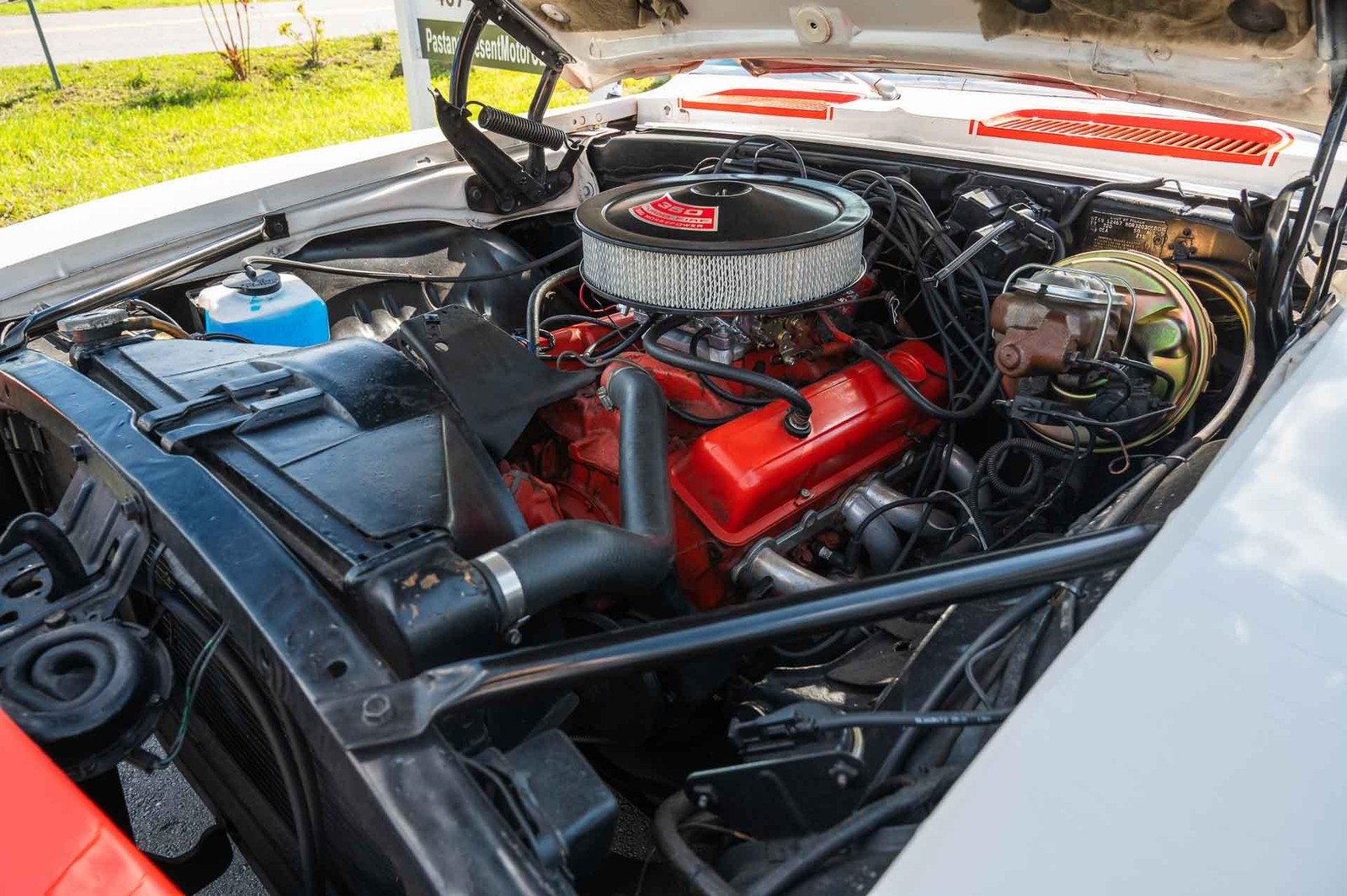 Chevrolet-Camaro-1969-2-Door-16