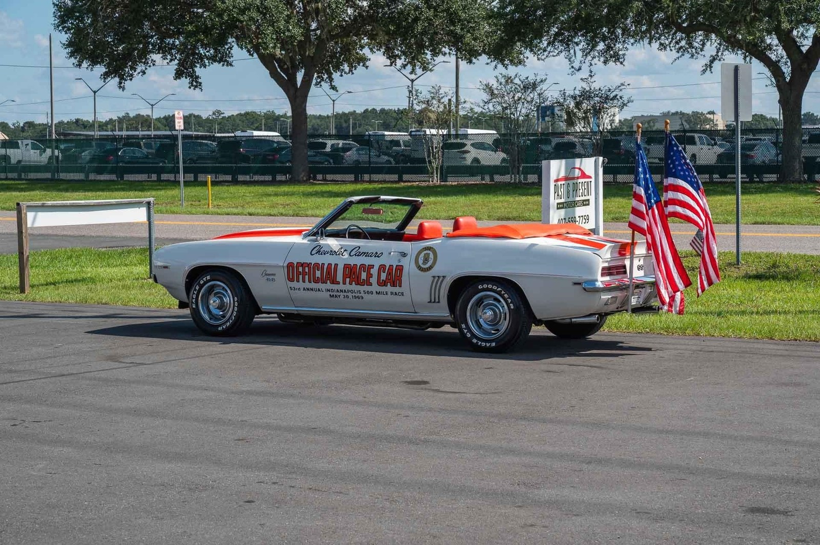 Chevrolet-Camaro-1969-2-Door-23