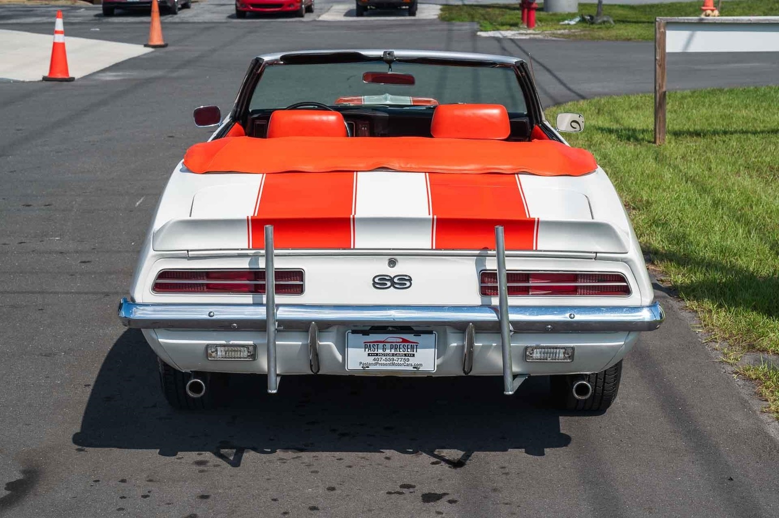 Chevrolet-Camaro-1969-2-Door-33
