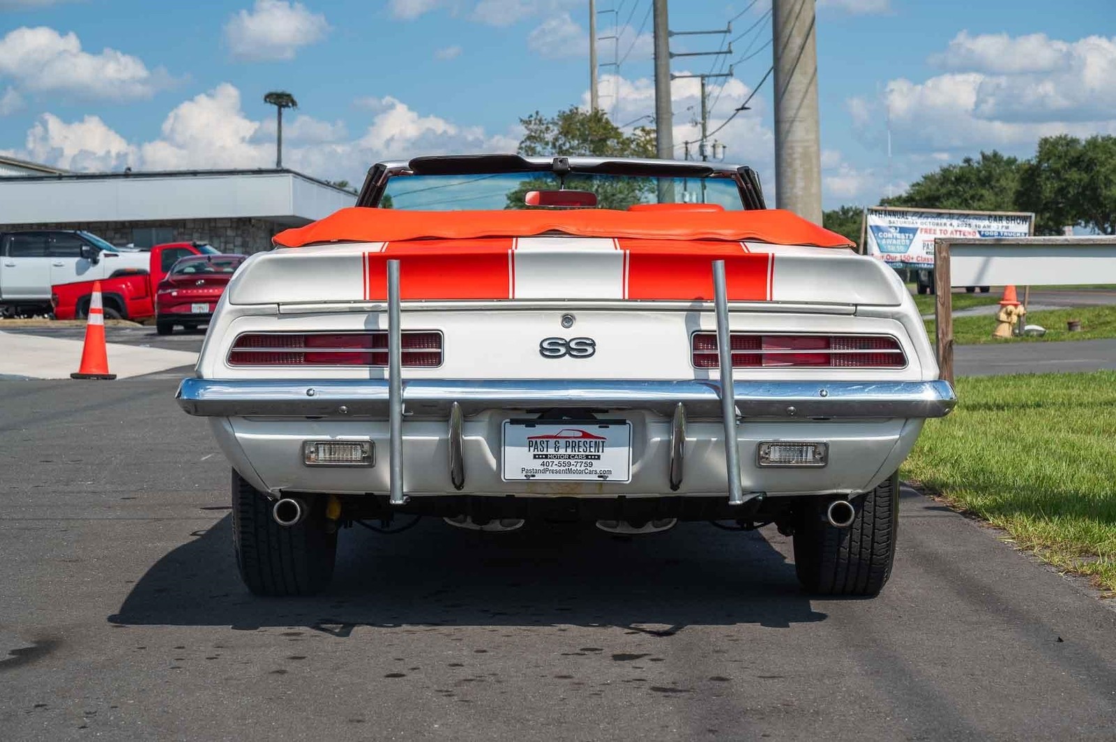 Chevrolet-Camaro-1969-2-Door-35