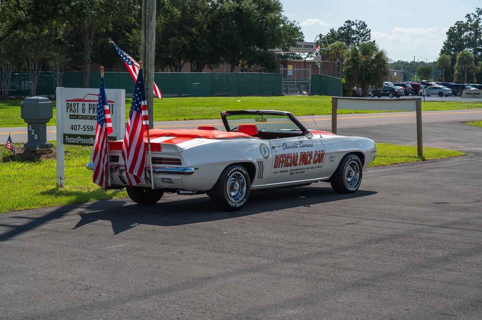 Chevrolet-Camaro-1969-2-Door-5
