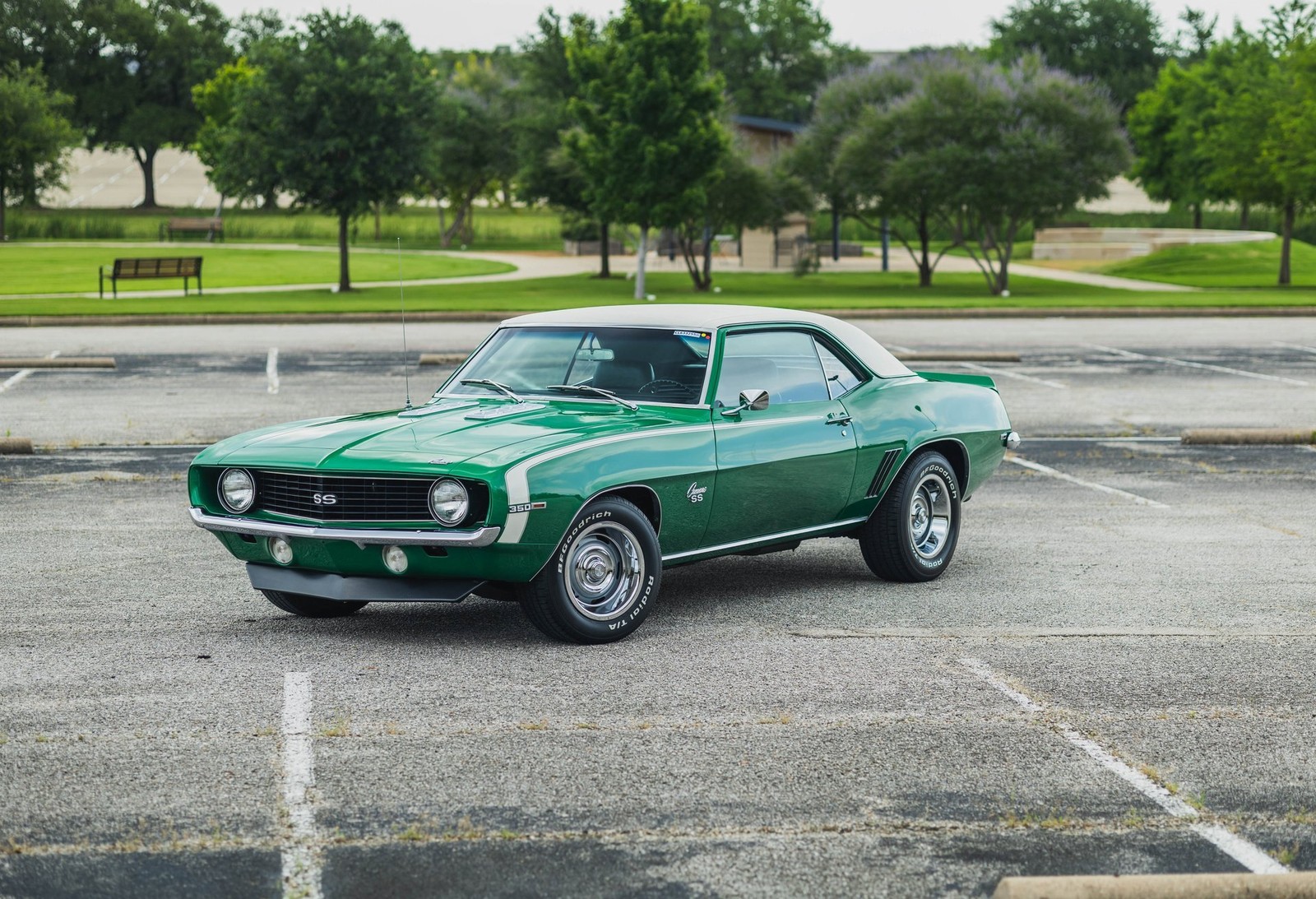 Chevrolet-Camaro-1969-2D-Coupe-1