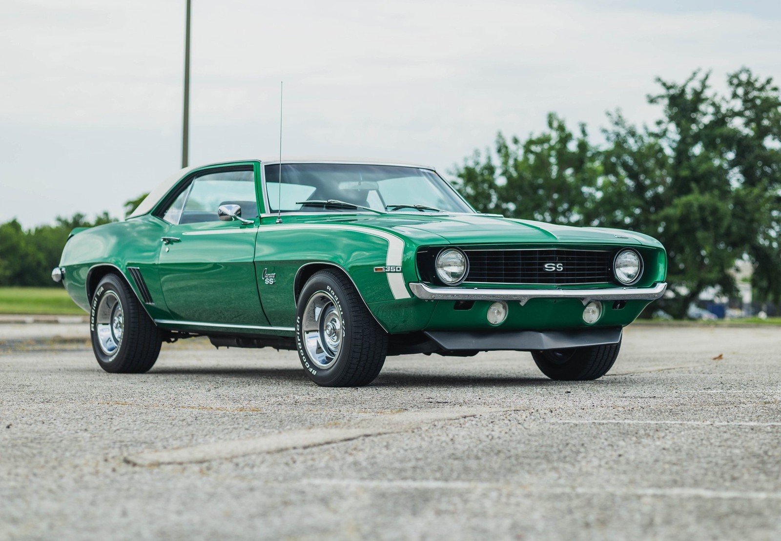 Chevrolet-Camaro-1969-2D-Coupe-23