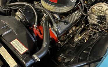 Chevrolet-Camaro-1969-Azure-Turquoise-Black-Standard-Interior-14