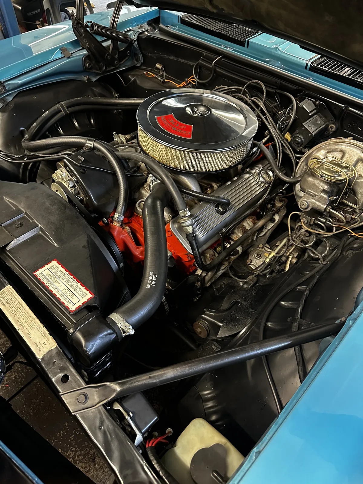 Chevrolet-Camaro-1969-Azure-Turquoise-Black-Standard-Interior-14