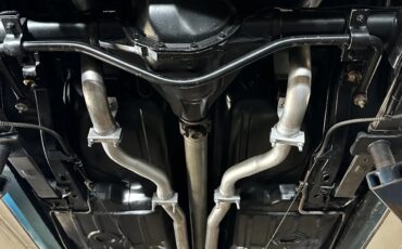 Chevrolet-Camaro-1969-Azure-Turquoise-Black-Standard-Interior-17