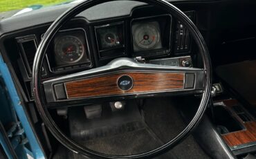 Chevrolet-Camaro-1969-Azure-Turquoise-Black-Standard-Interior-8
