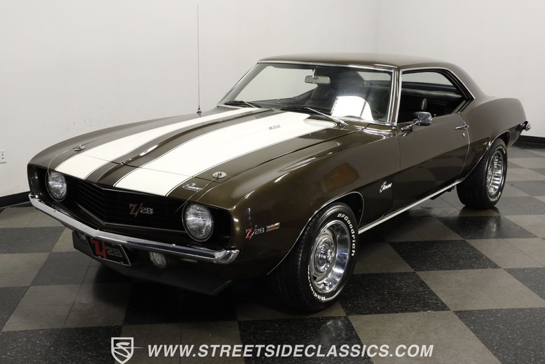 Chevrolet-Camaro-1969-Burnished-Brown-Black-23