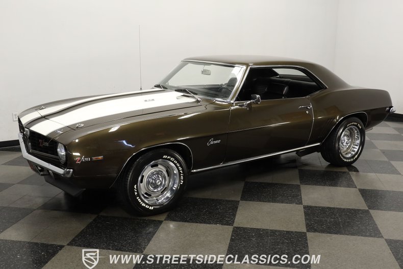 Chevrolet-Camaro-1969-Burnished-Brown-Black-4