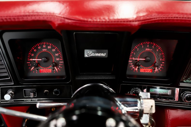 Chevrolet-Camaro-1969-Charcoal-Gray-Red-23