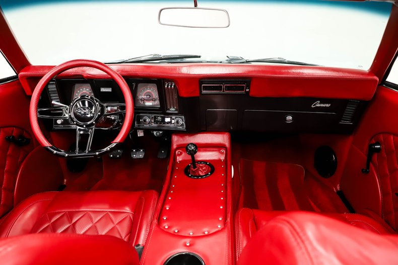 Chevrolet-Camaro-1969-Charcoal-Gray-Red-26