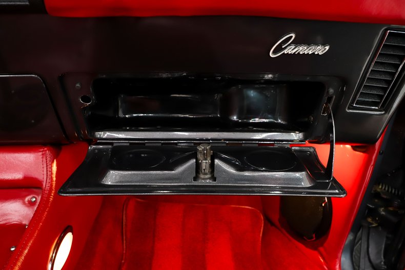 Chevrolet-Camaro-1969-Charcoal-Gray-Red-40