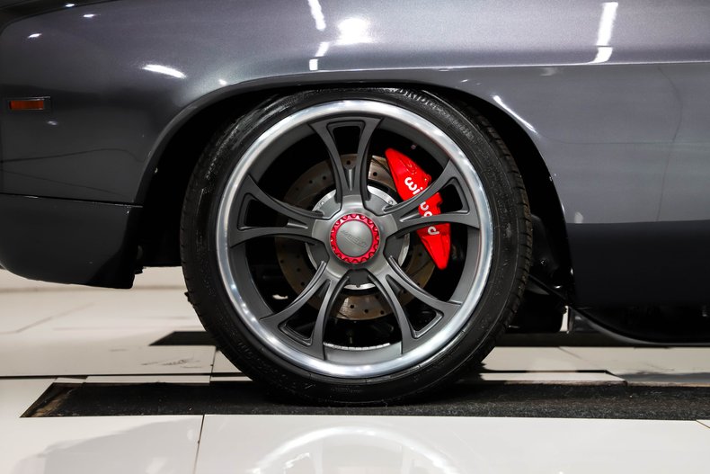 Chevrolet-Camaro-1969-Charcoal-Gray-Red-45