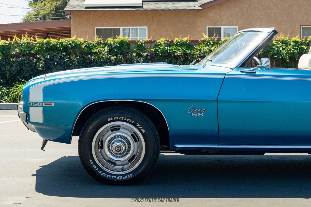 Chevrolet-Camaro-1969-Convertible-3