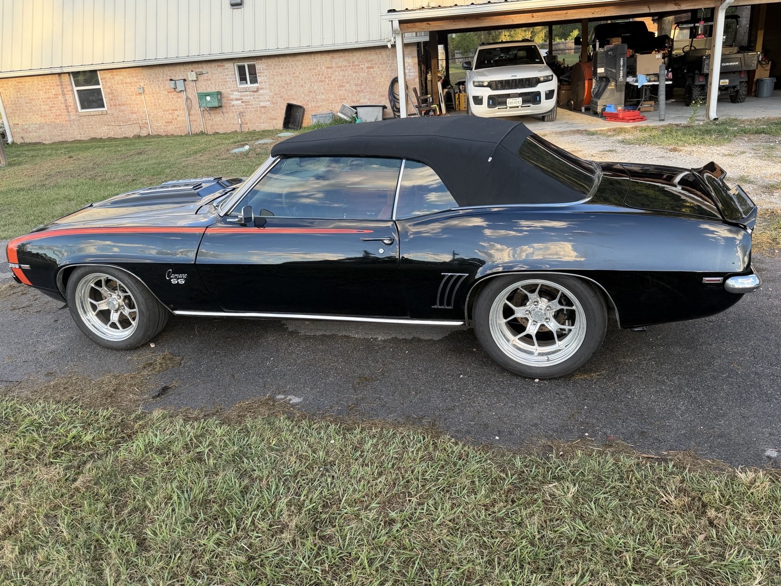 Chevrolet-Camaro-1969-Convertible-8