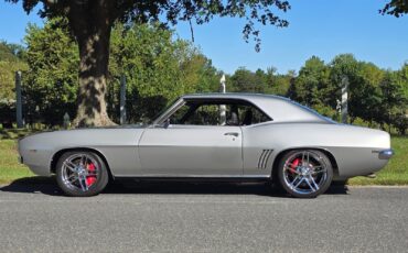 Chevrolet-Camaro-1969-Coupe-1